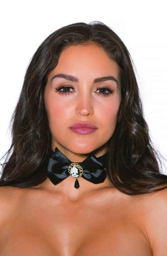 Hollywood Black Bow Choker